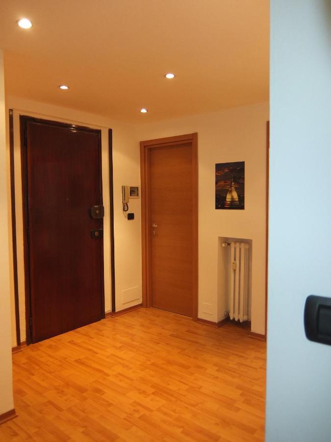 Lungo Po Appartamento Turim Exterior foto